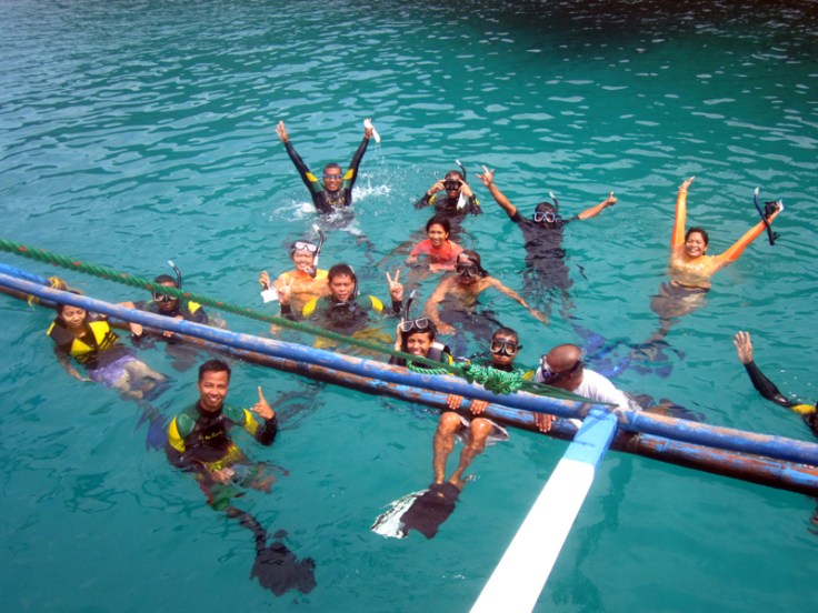 Sisid? HOORAY!!! Underwater scavenger hunt is a go!