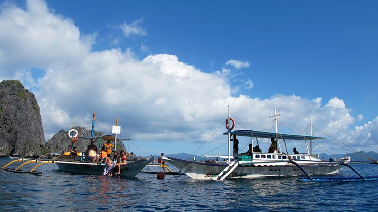 Sharing buoys is always fun!